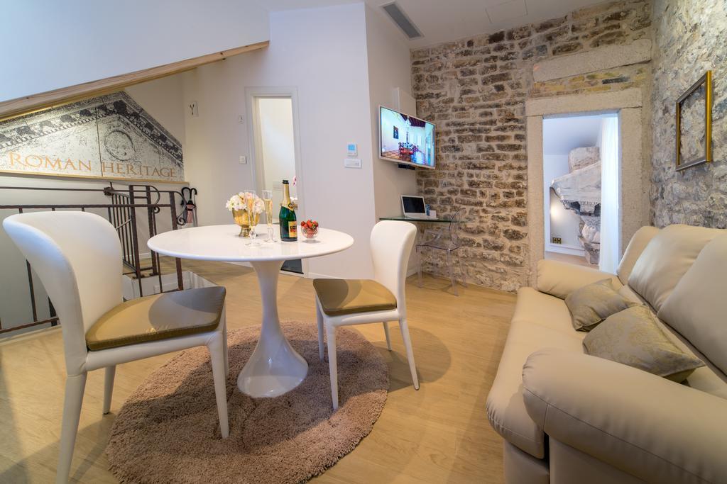 Apartment Roman Heritage Split Oda fotoğraf